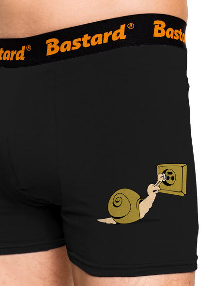 Šmírování boxerky Black