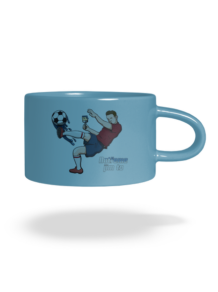 Natřeme jim to - Fotbal hrnek makronka Blue Macaron