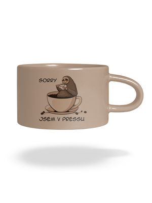 V pressu hrnek makronka Brown Macaron