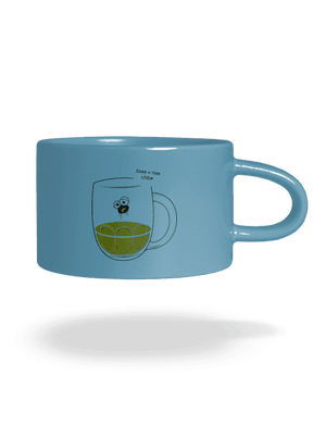 Zase v tom lítám hrnek makronka Blue Macaron