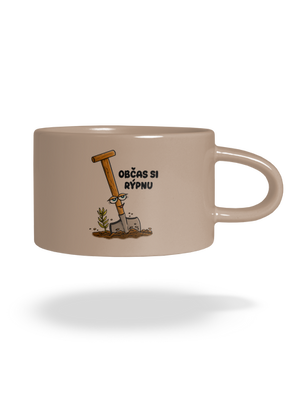 Občas si rýpnu hrnek makronka Brown Macaron