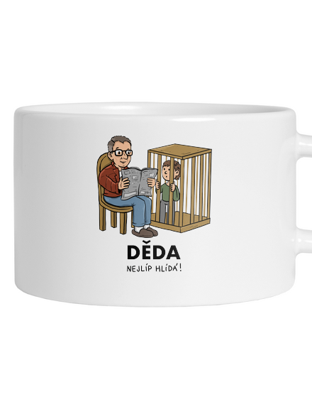 Děda hlídá hrnek makronka White