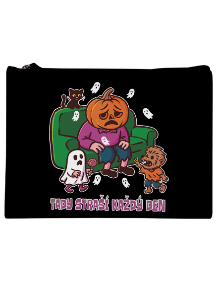 Tady straší každý den taštička Black