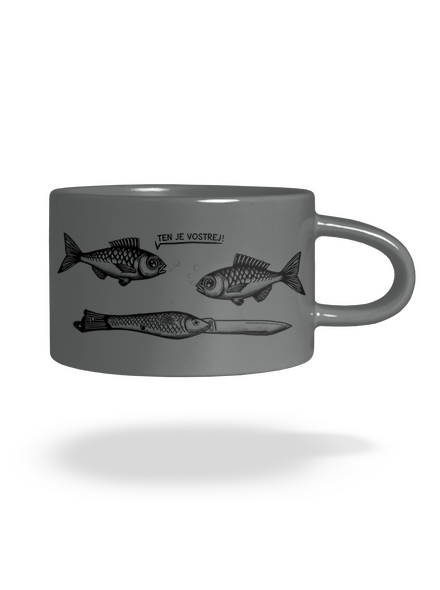 Vostrá rybička hrnek makronka Grey Macaron