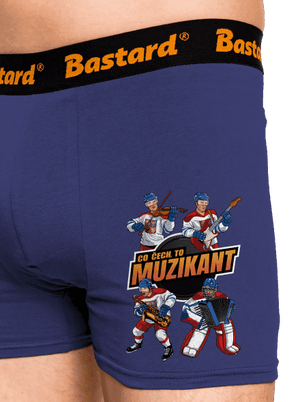 Co Čech, to hokejista boxerky Blue Navy