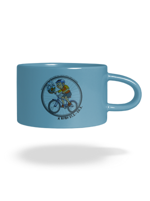 Cyklistický horoskop: Ryby hrnek makronka Blue Macaron