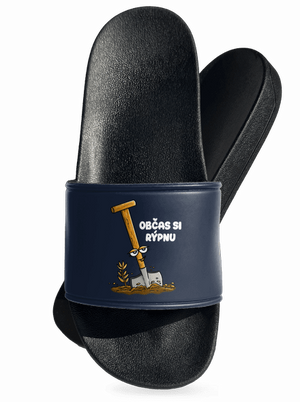 Občas si rýpnu pantofle Navy