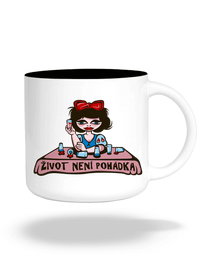 barevný hrnek
