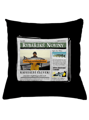Rybářské noviny polštář Black