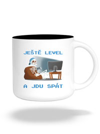 barevný hrnek