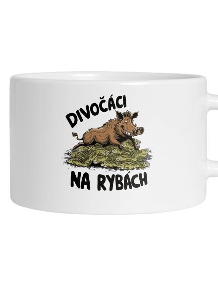 Divočáci na rybách hrnek makronka White