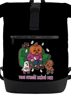 Tady straší každý den batoh Black