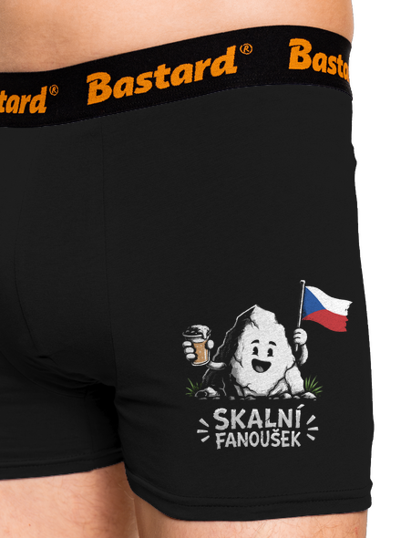 Největší skalní fanoušek boxerky Black