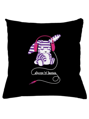 DNB polštář Black