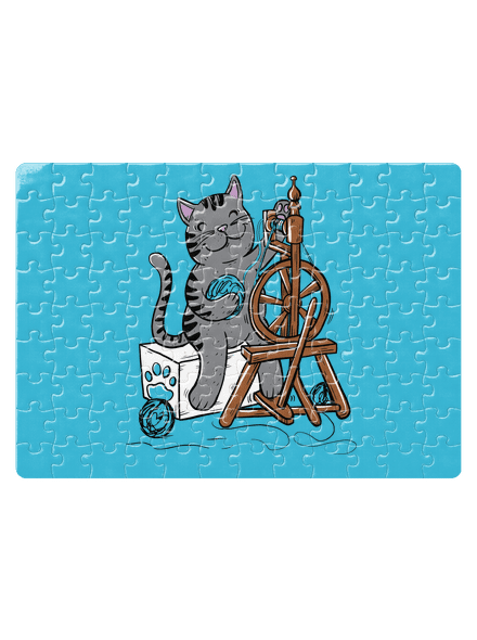 Kočka přede puzzle White